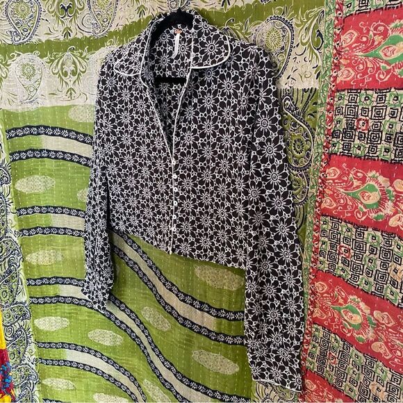 NWOT Free People Black/ White Dream A Little Dream Blouse Size Extra Small - Picture 6 of 15